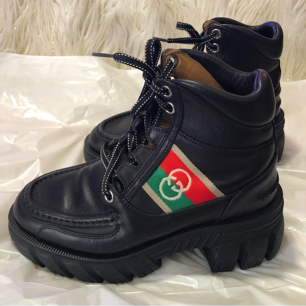 Authentic Gucci Black Leather Boots Interlocking G Panel 7.5
